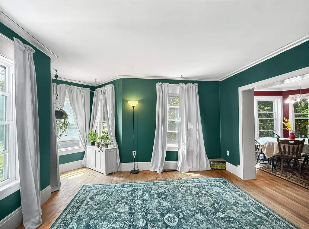 13 Monadnock Street Colebrook NH 03576