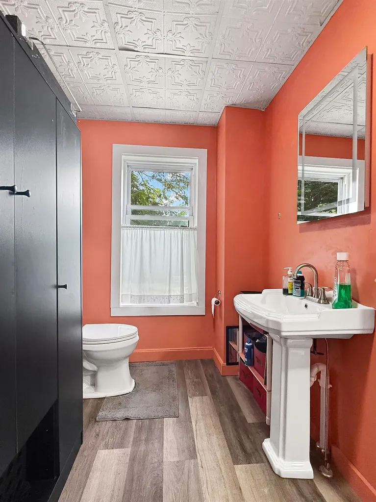 13 Monadnock Street Colebrook NH 03576
