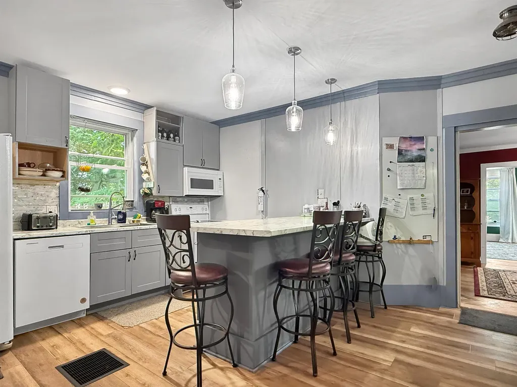 13 Monadnock Street Colebrook NH 03576