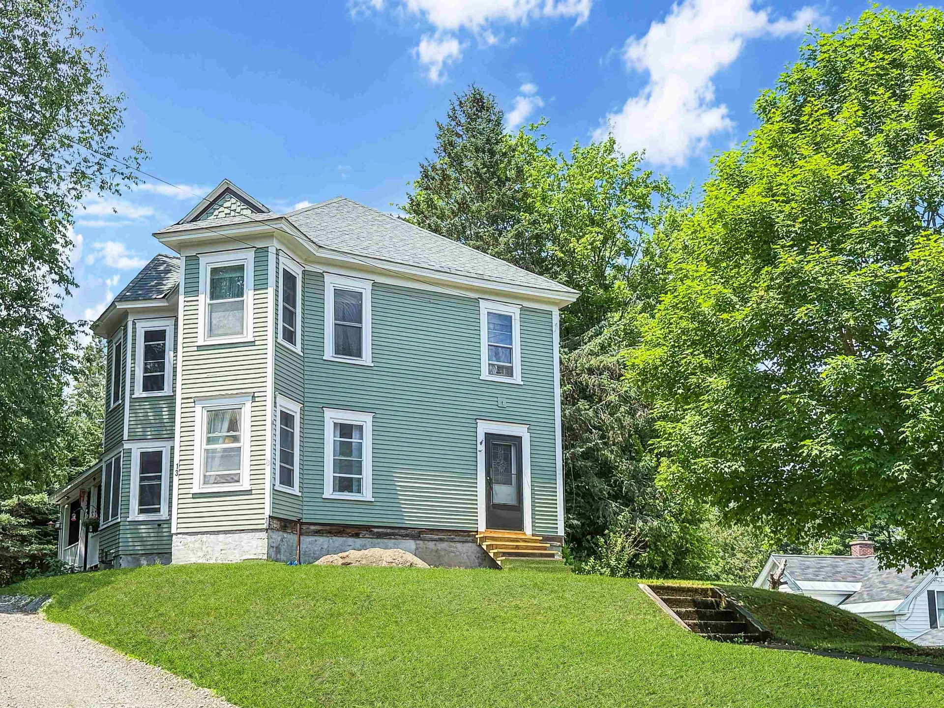 13 Monadnock Street Colebrook NH 03576