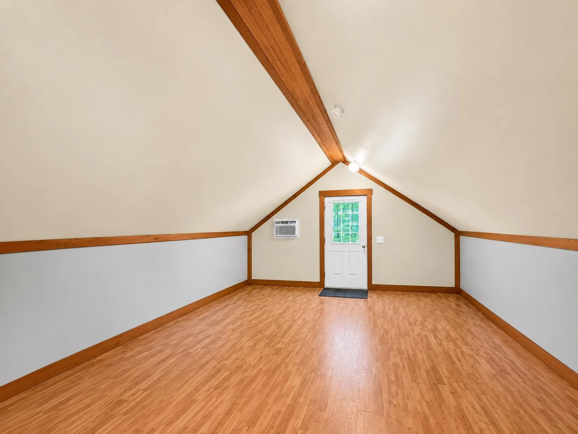 13 Monadnock Street Colebrook NH 03576