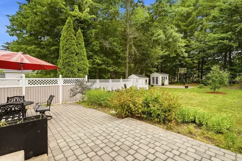 3 Sandstone Drive Nashua NH 03063