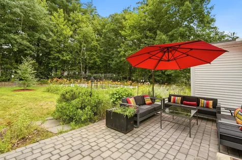 3 Sandstone Drive Nashua NH 03063