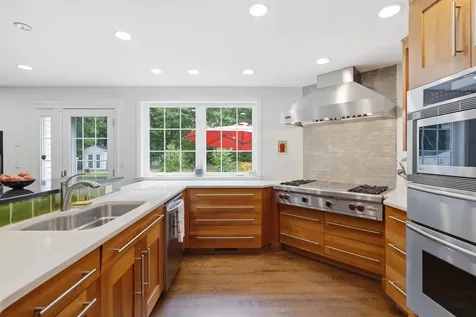 3 Sandstone Drive Nashua NH 03063
