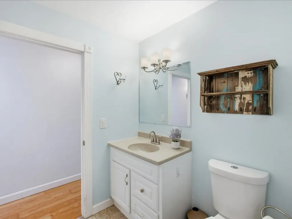 1093 East Hill Road Richmond VT 05477