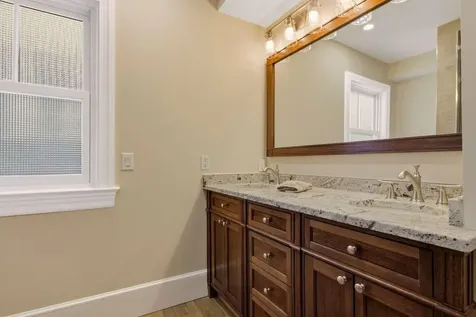 115 Court Street Portsmouth NH 03801