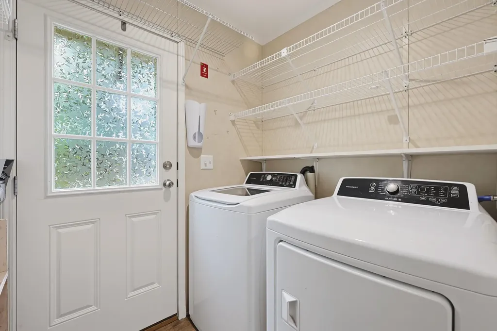 83 Boxwood Lane Raymond NH 03077