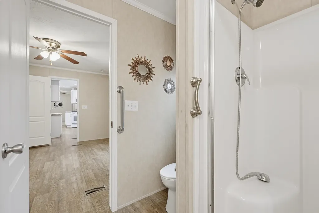 83 Boxwood Lane Raymond NH 03077