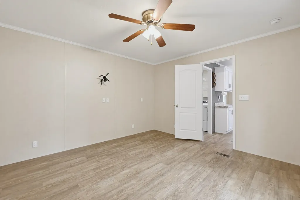 83 Boxwood Lane Raymond NH 03077
