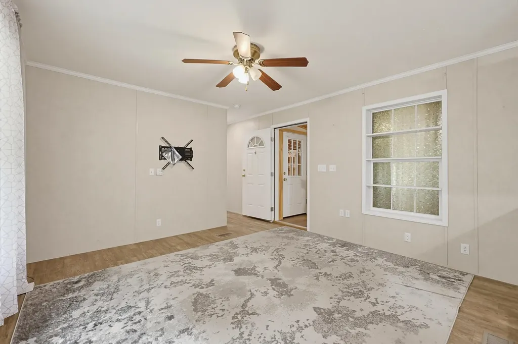 83 Boxwood Lane Raymond NH 03077