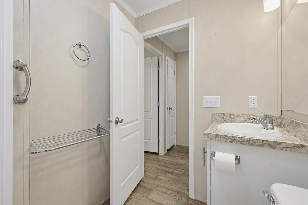 83 Boxwood Lane Raymond NH 03077