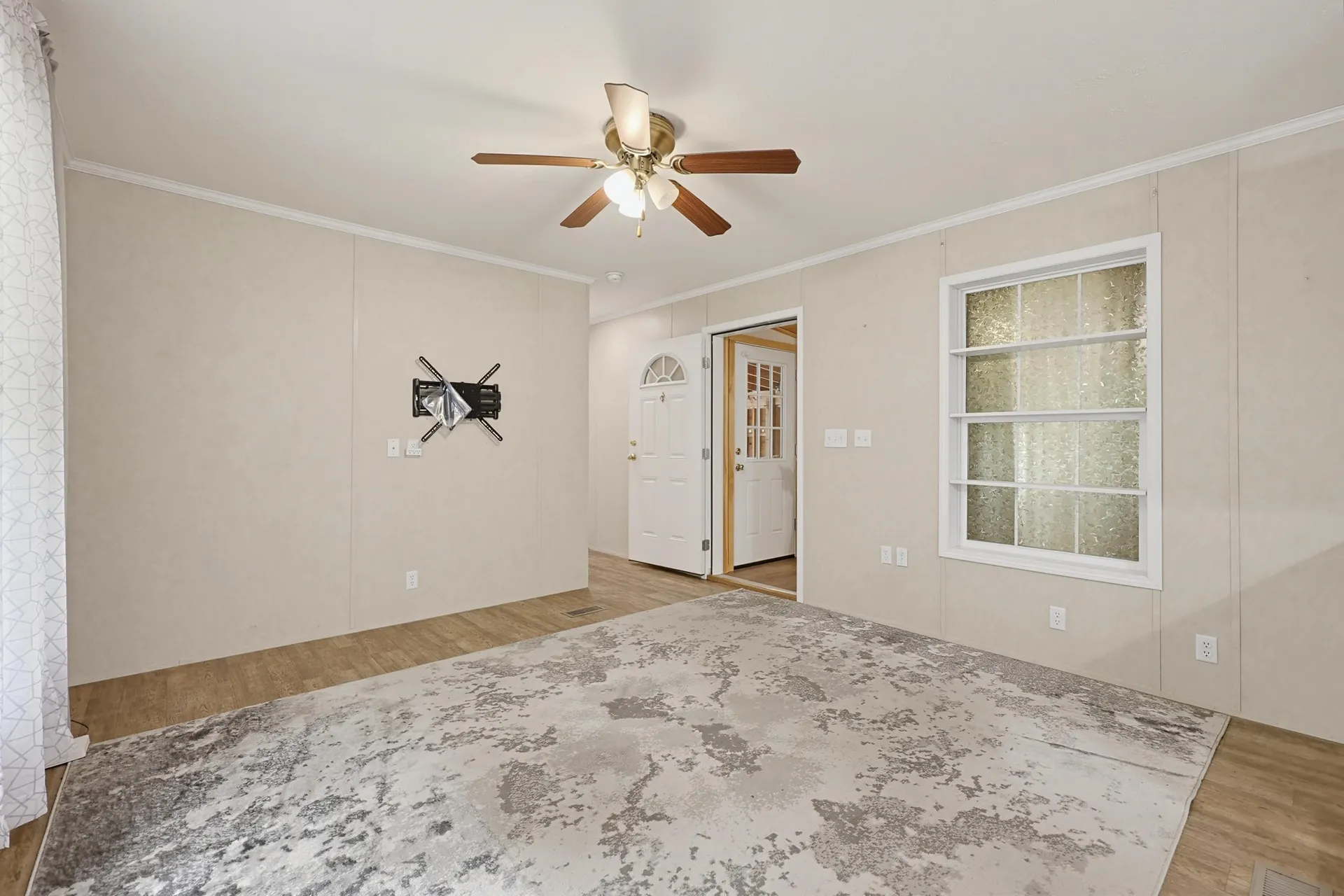 83 Boxwood Lane Raymond NH 03077