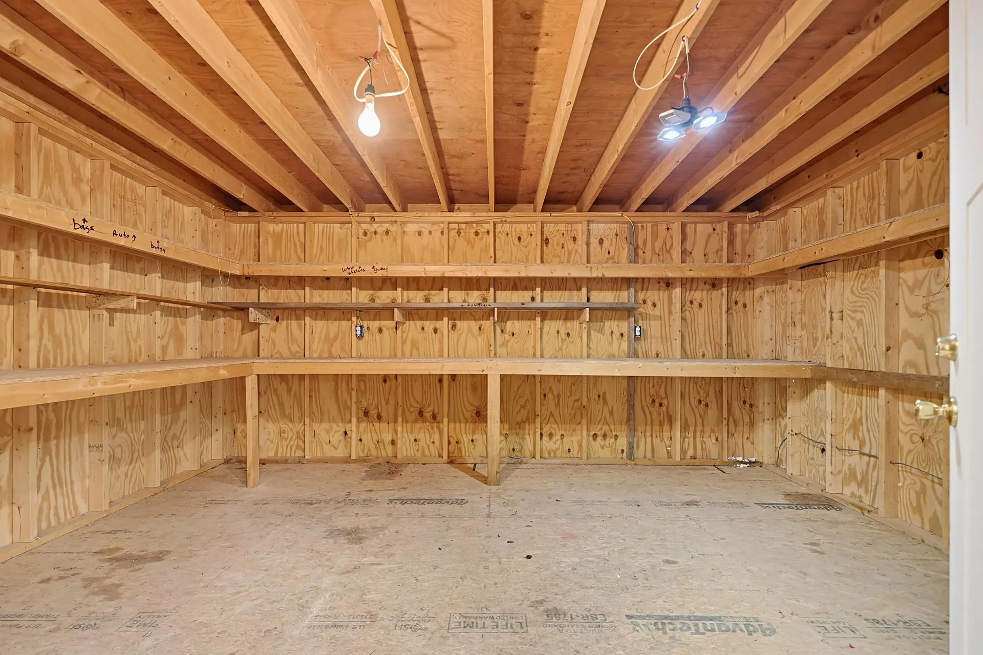83 Boxwood Lane Raymond NH 03077