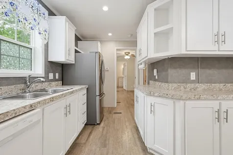 83 Boxwood Lane Raymond NH 03077