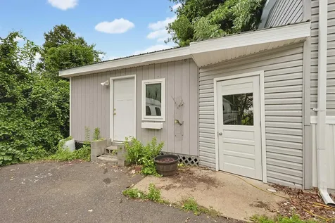 83 Boxwood Lane Raymond NH 03077