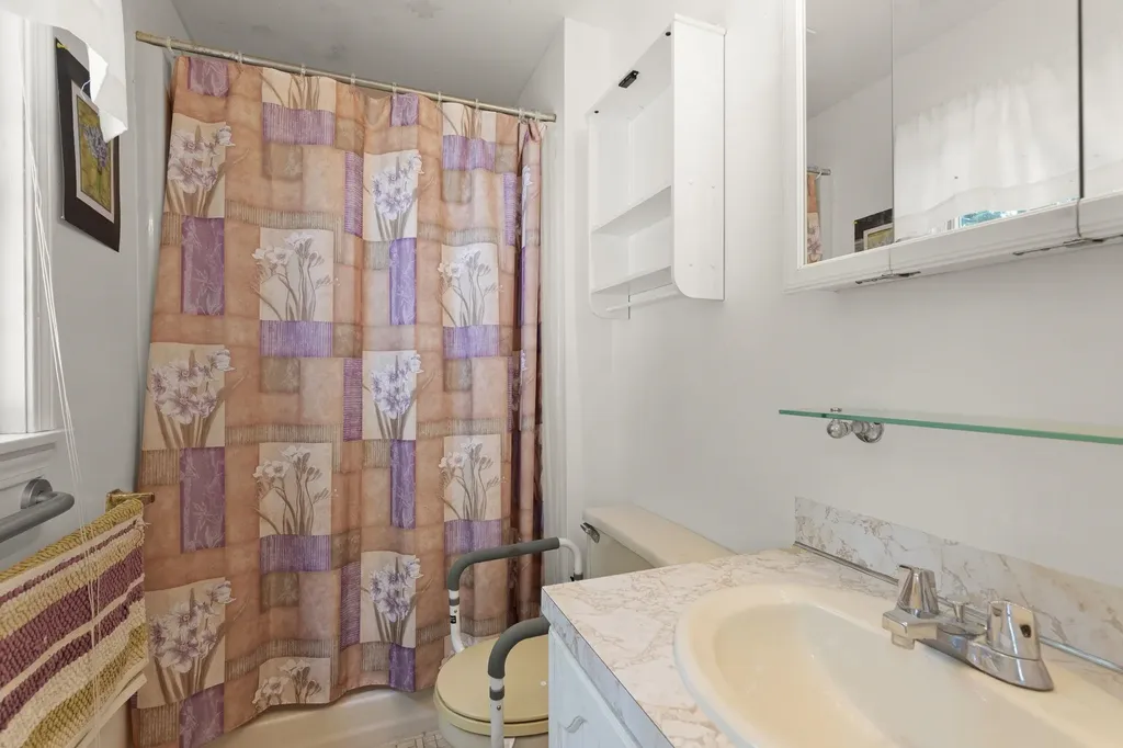 16 Watson Drive Rochester NH 03867