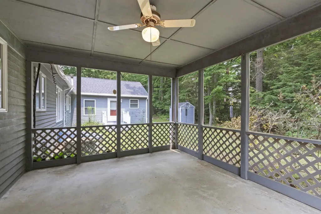 16 Watson Drive Rochester NH 03867