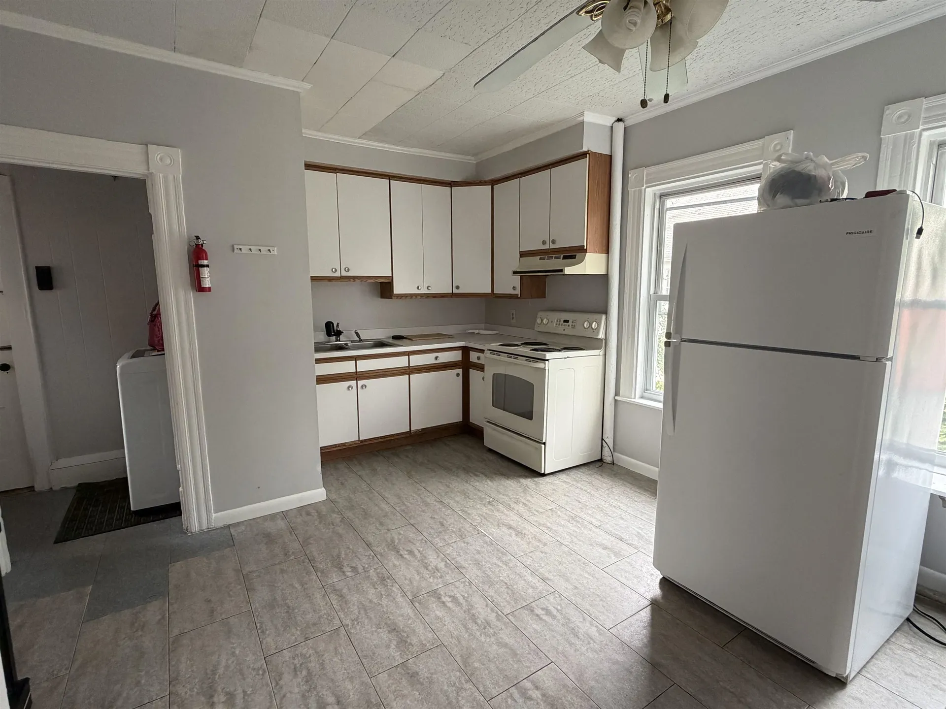 94 Ashland Street Manchester NH 03104