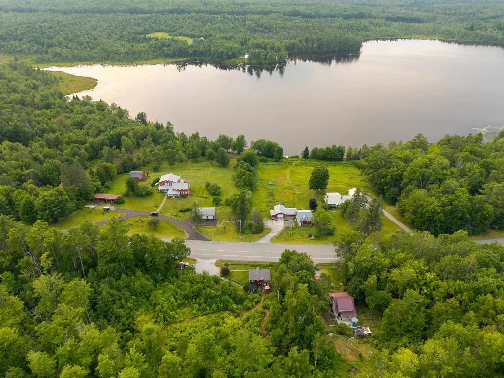 469 Whitefield Road Whitefield NH 03598