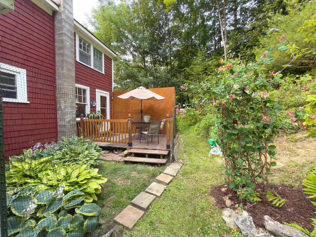 469 Whitefield Road Whitefield NH 03598