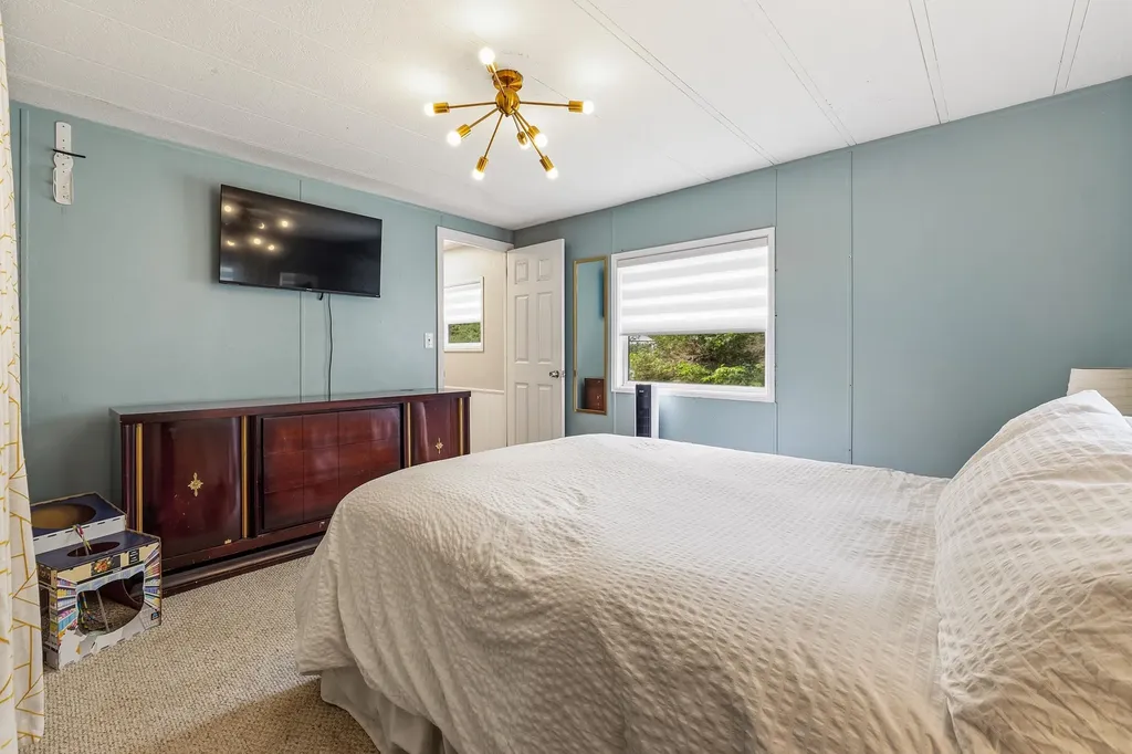 44 Donna Drive Exeter NH 03833
