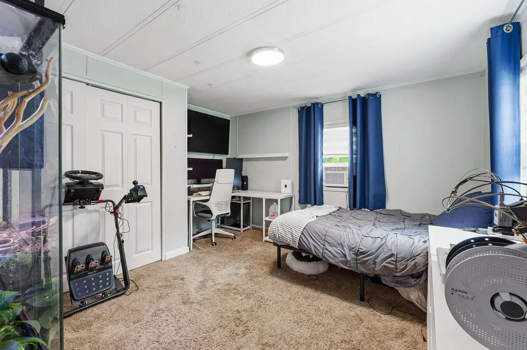 44 Donna Drive Exeter NH 03833