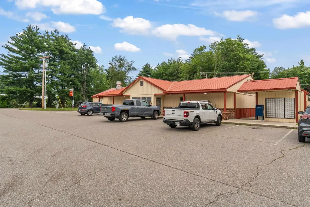 44 Donna Drive Exeter NH 03833