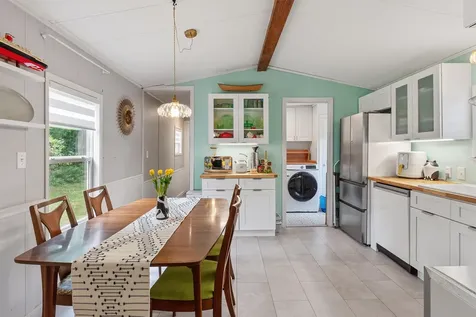 44 Donna Drive Exeter NH 03833