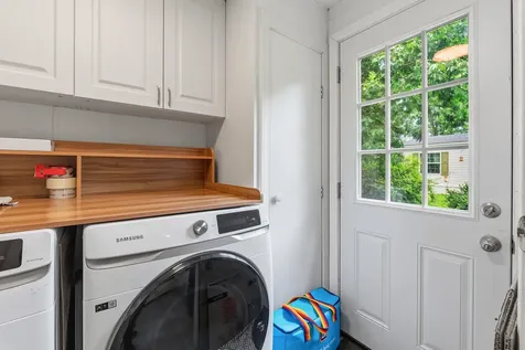 44 Donna Drive Exeter NH 03833