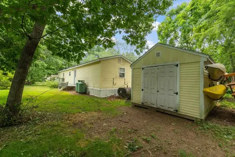 44 Donna Drive Exeter NH 03833