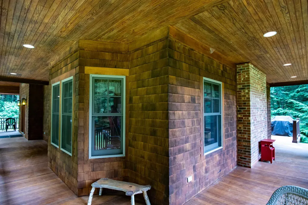 182 Farm Ridge Road Ludlow VT 05149