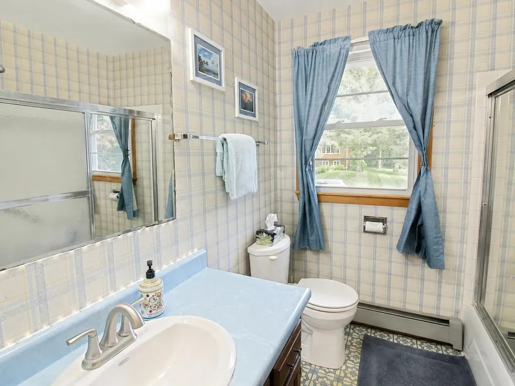 410 Hullcrest Road Shelburne VT 05482
