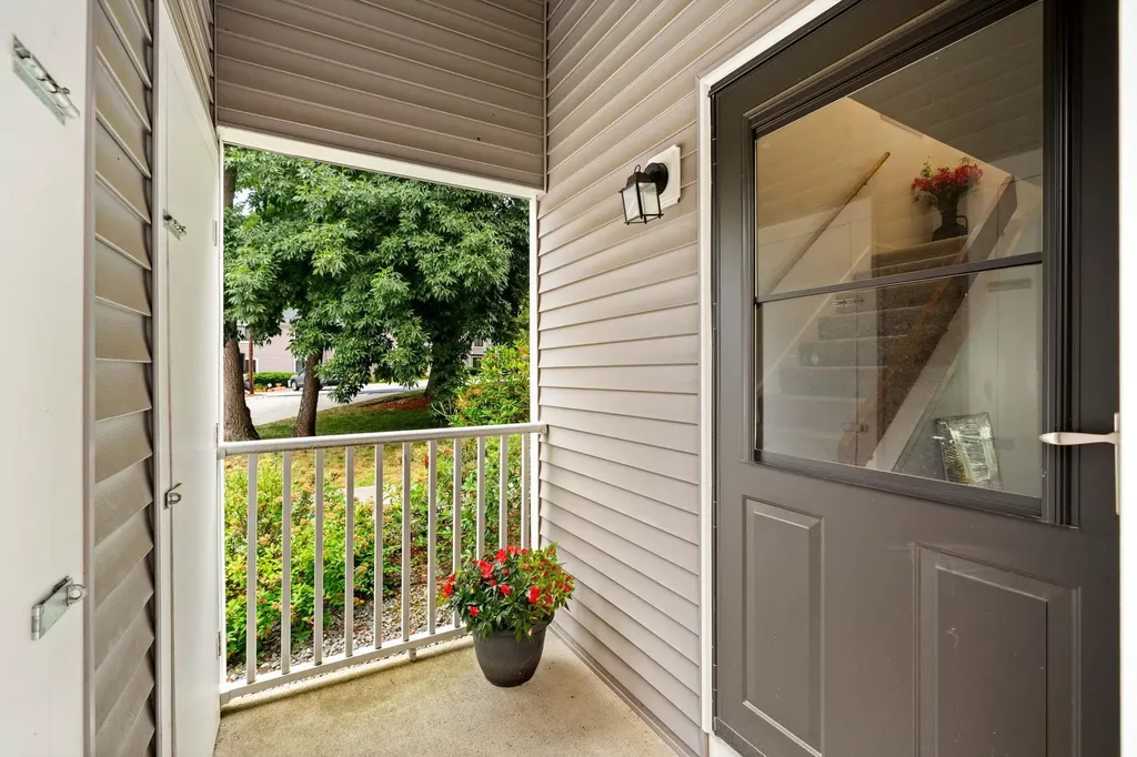 1H Black Oak Drive Nashua NH 03062