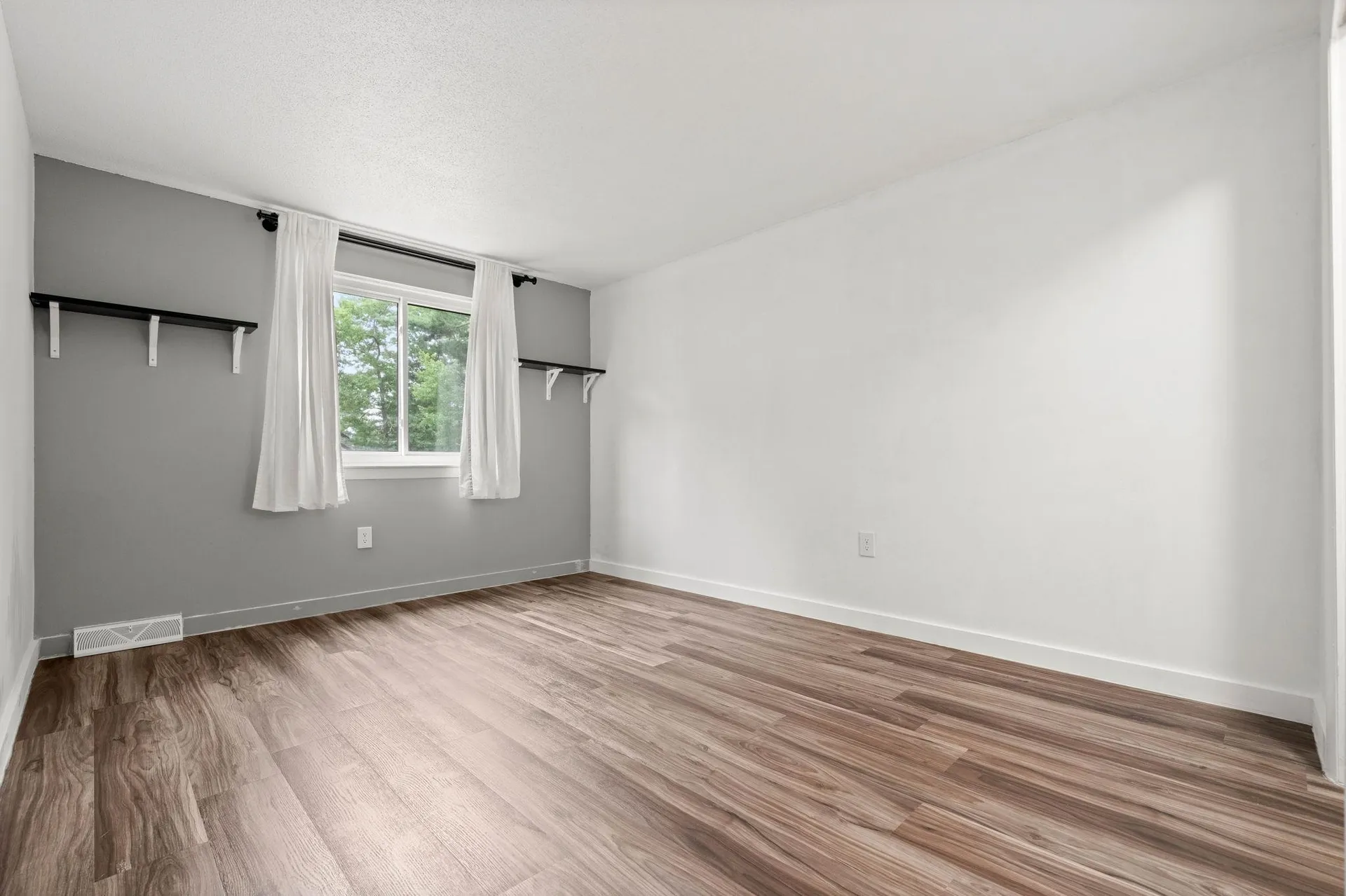 1H Black Oak Drive Nashua NH 03062