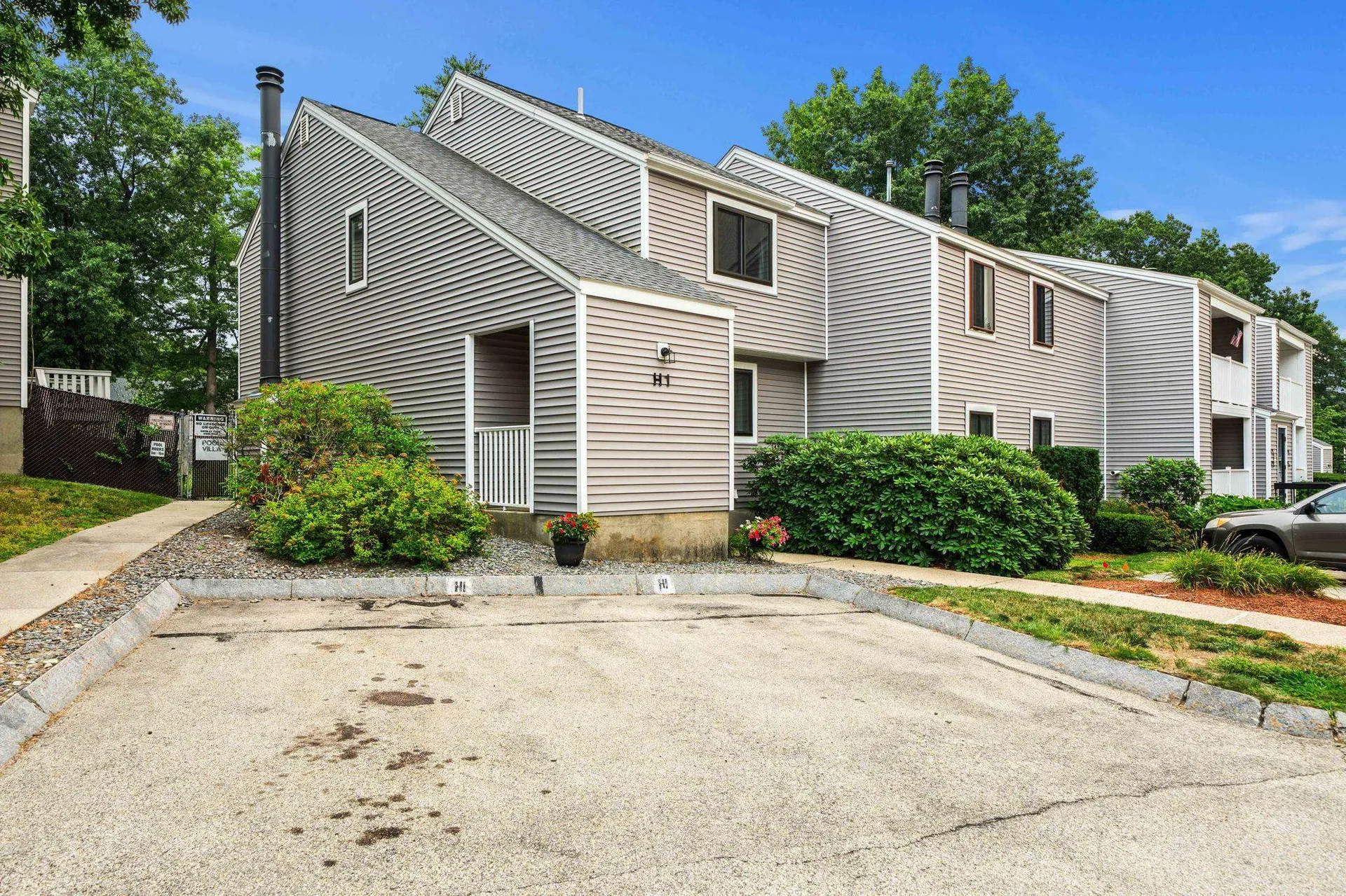 1H Black Oak Drive Nashua NH 03062