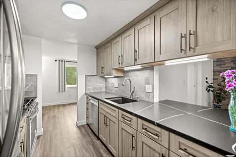 1H Black Oak Drive Nashua NH 03062