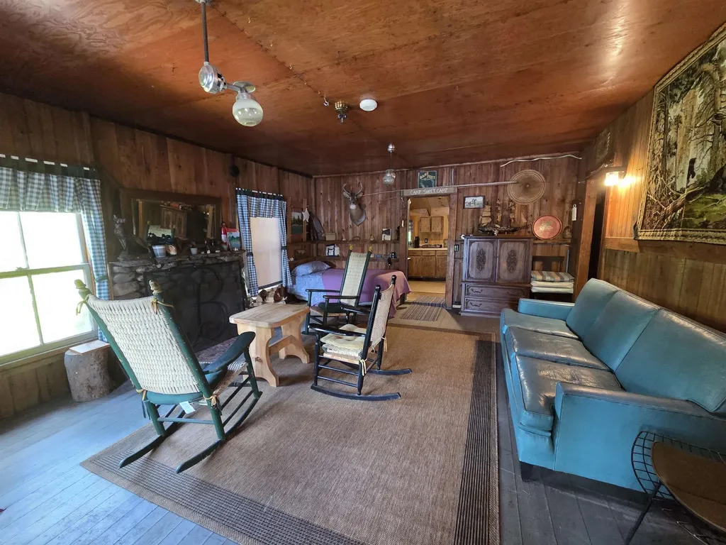 57 Tewksbury Pond Landing Grafton NH 03240