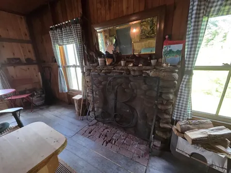 57 Tewksbury Pond Landing Grafton NH 03240