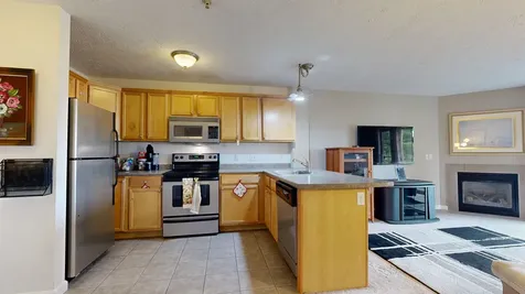 10 Kellogg Road Essex VT 05452