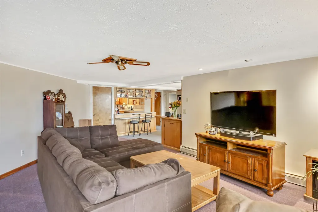 1457 Ridge Hill Drive Derby VT 05829