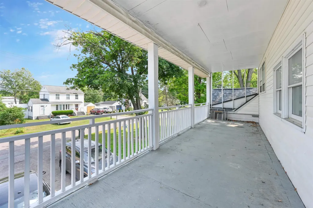 25 Millham Court South Burlington VT 05403