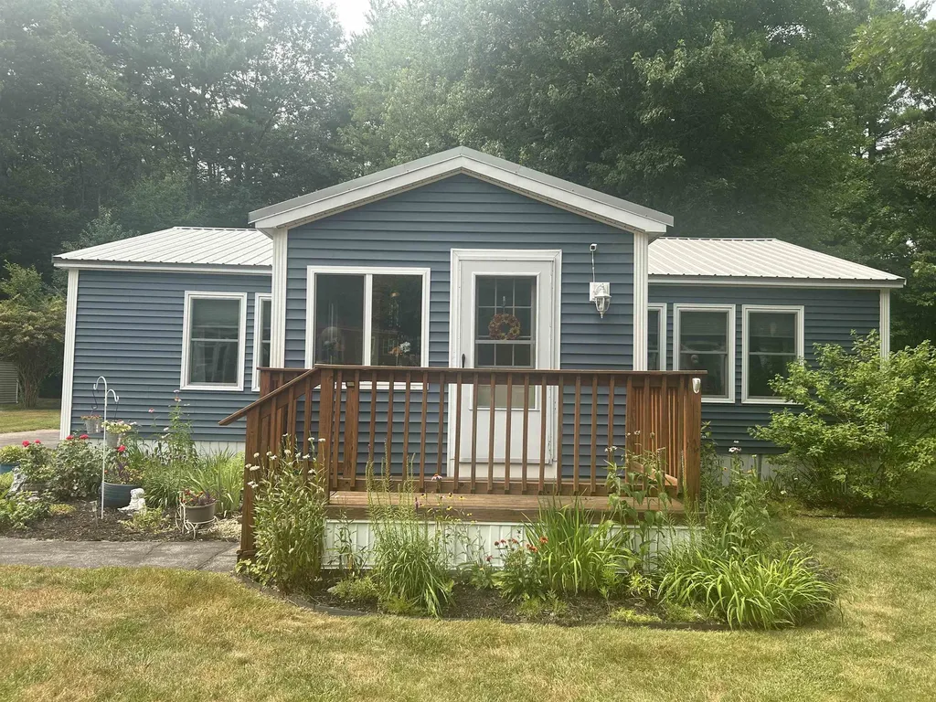 68 Gooseberry Circle Rochester NH 03867