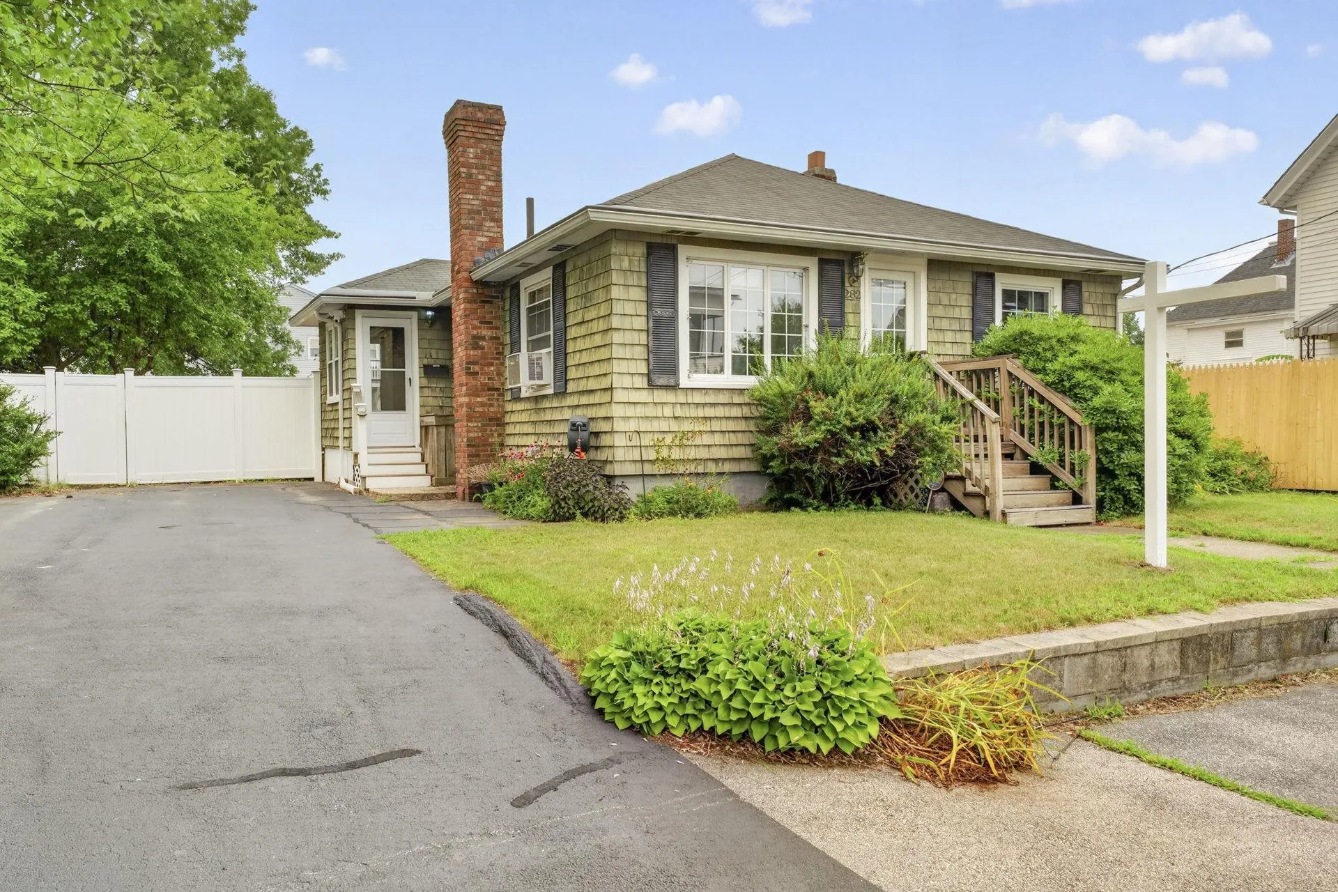 282 Jewett Street Manchester NH 03103