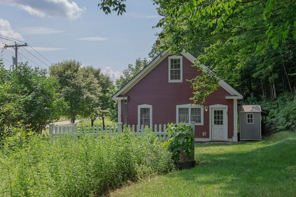 425 Nebraska Valley Road Stowe VT 05672