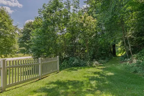 425 Nebraska Valley Road Stowe VT 05672