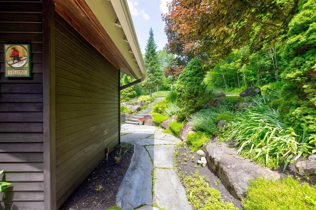 1039 Notchbrook Road Stowe VT 05672