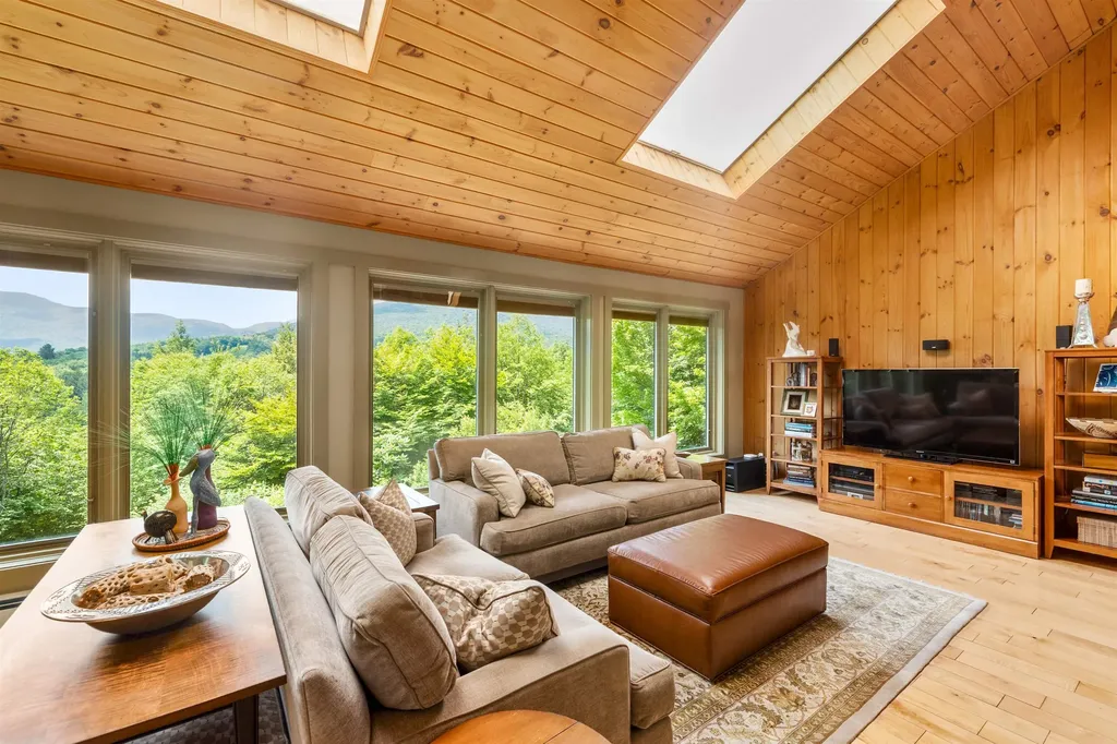 1039 Notchbrook Road Stowe VT 05672