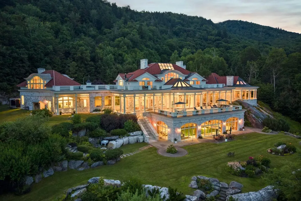 189 Upper Springs Road Stowe VT 05672