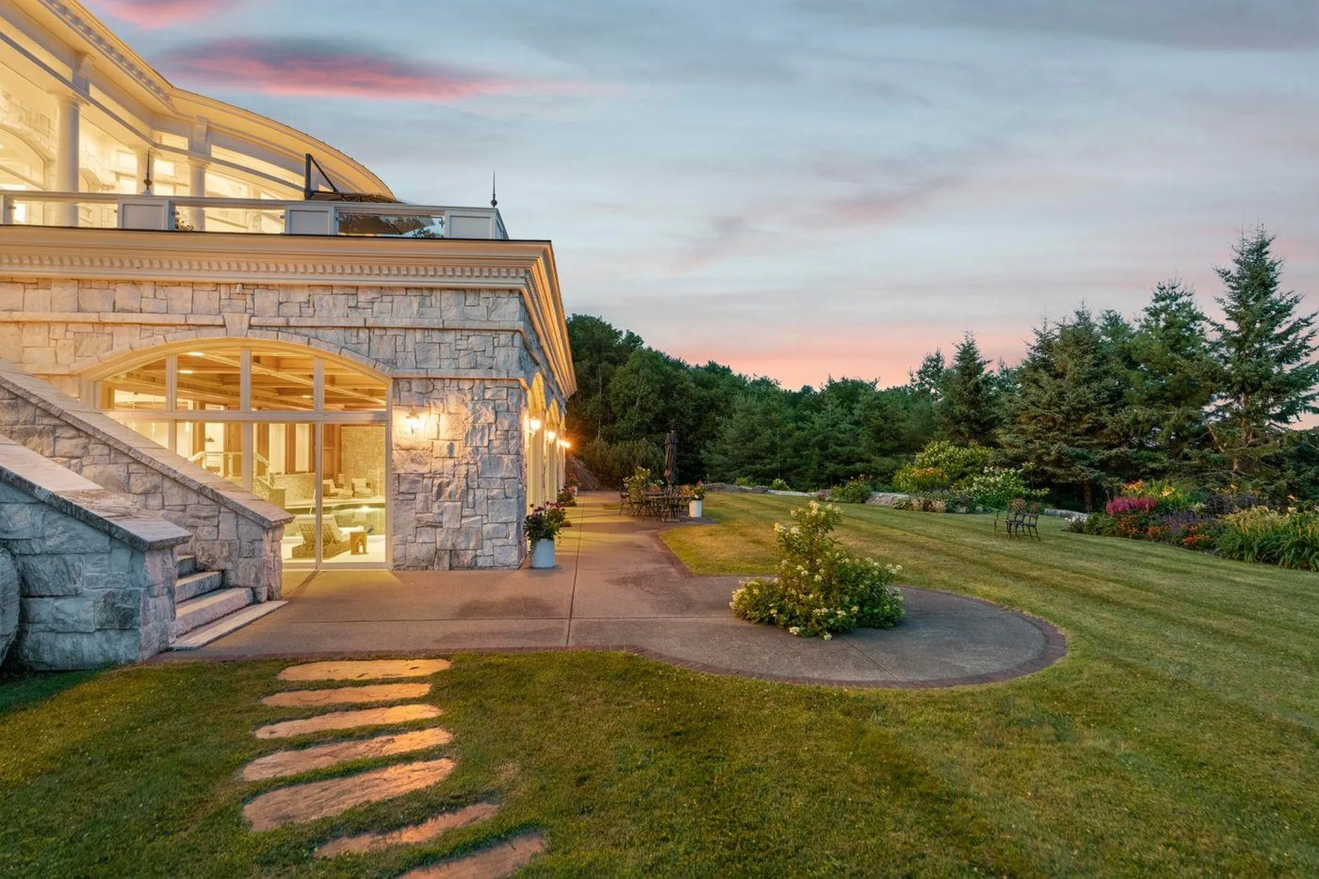 189 Upper Springs Road Stowe VT 05672