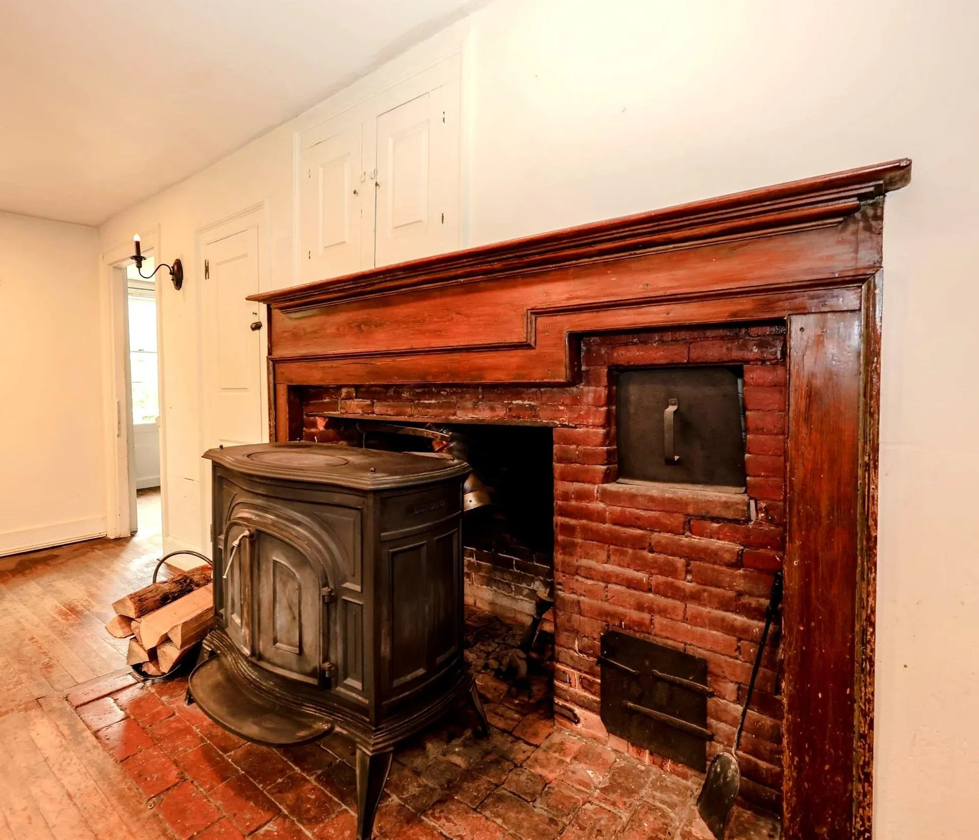 301 Tiffany Hill Road Weare NH 03281-5203